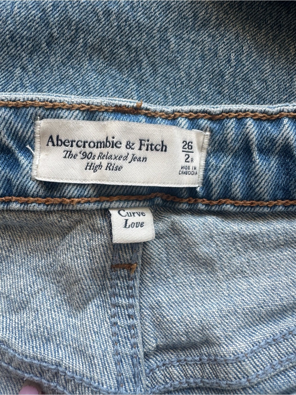 Abercrombie & Fitch The 90s Relaxed Jean curve love Size 26/2 chic minimalist - Picture 3 of 4